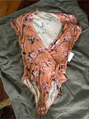 Charlotte Russe Peach Floral Wrap-Front Bodysuit